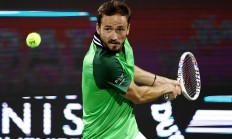 ac米兰下载-关于温网力克澳网，梅德韦杰夫点燃赛场的信息