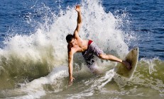 米兰体育app入口-逆转与坚守，英格兰乒乓的奇迹之夜，奥恰洛夫带队击碎奥地利壁垒