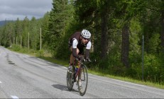 ac米兰-当北欧风暴席卷德甲，哈兰德主宰争冠战，遥想南非世界杯的压制启示