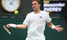 米兰体育app入口-关于温网横扫联合杯，兹维列夫状态火热的信息