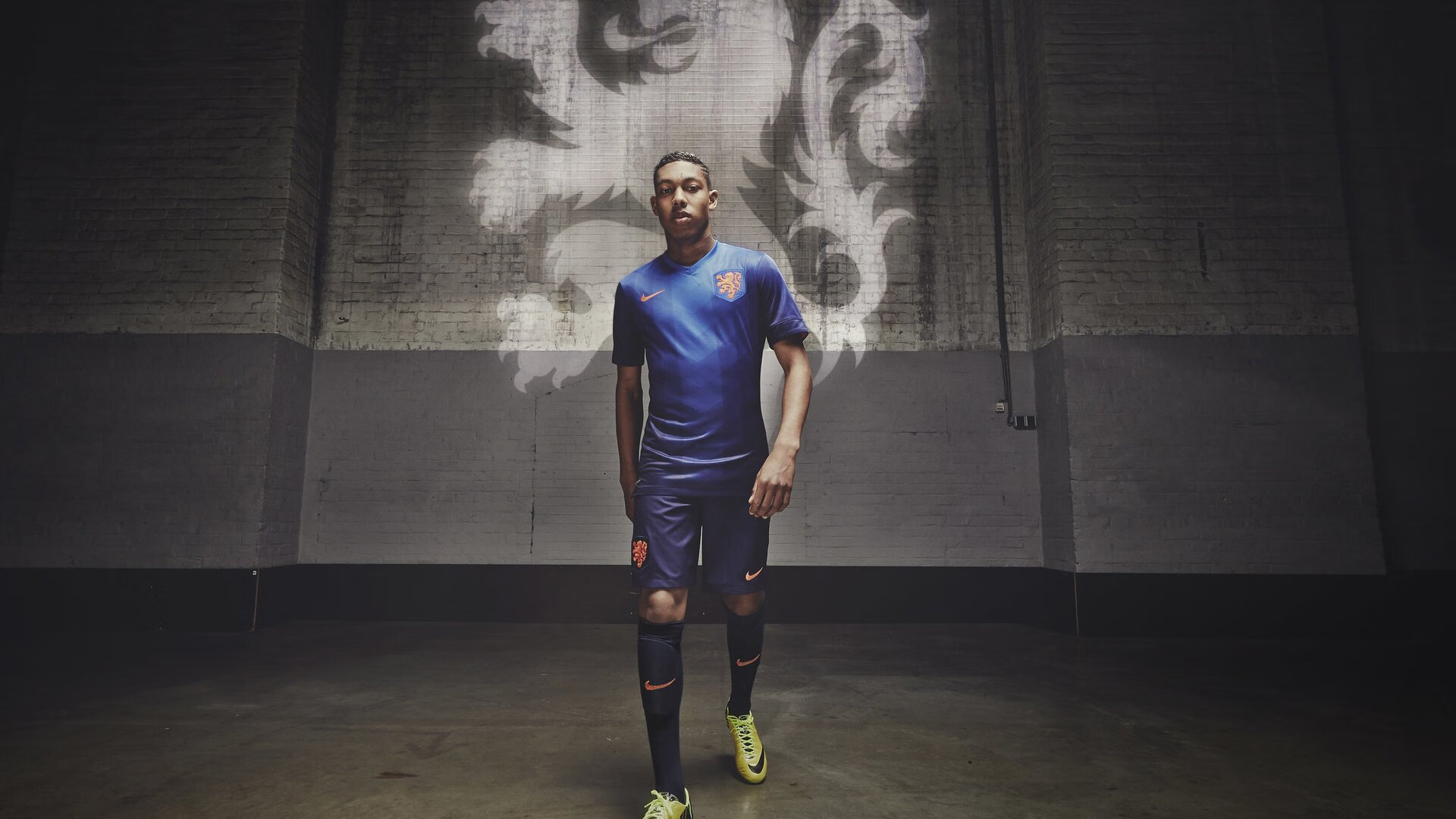 卡马文加爆发激活皇马中场，塞维利亚血拼奥地利揭示欧战残酷生存法则